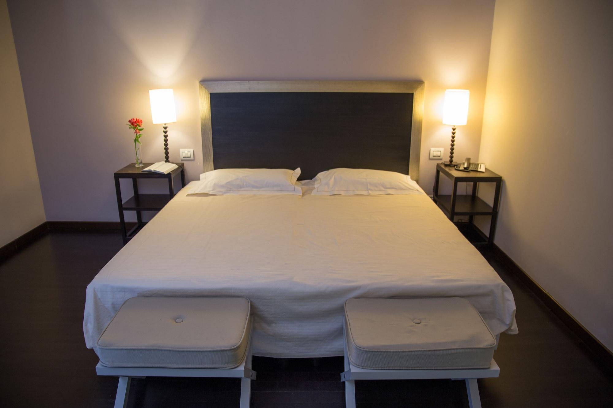 Grand Itria Congress & 4*