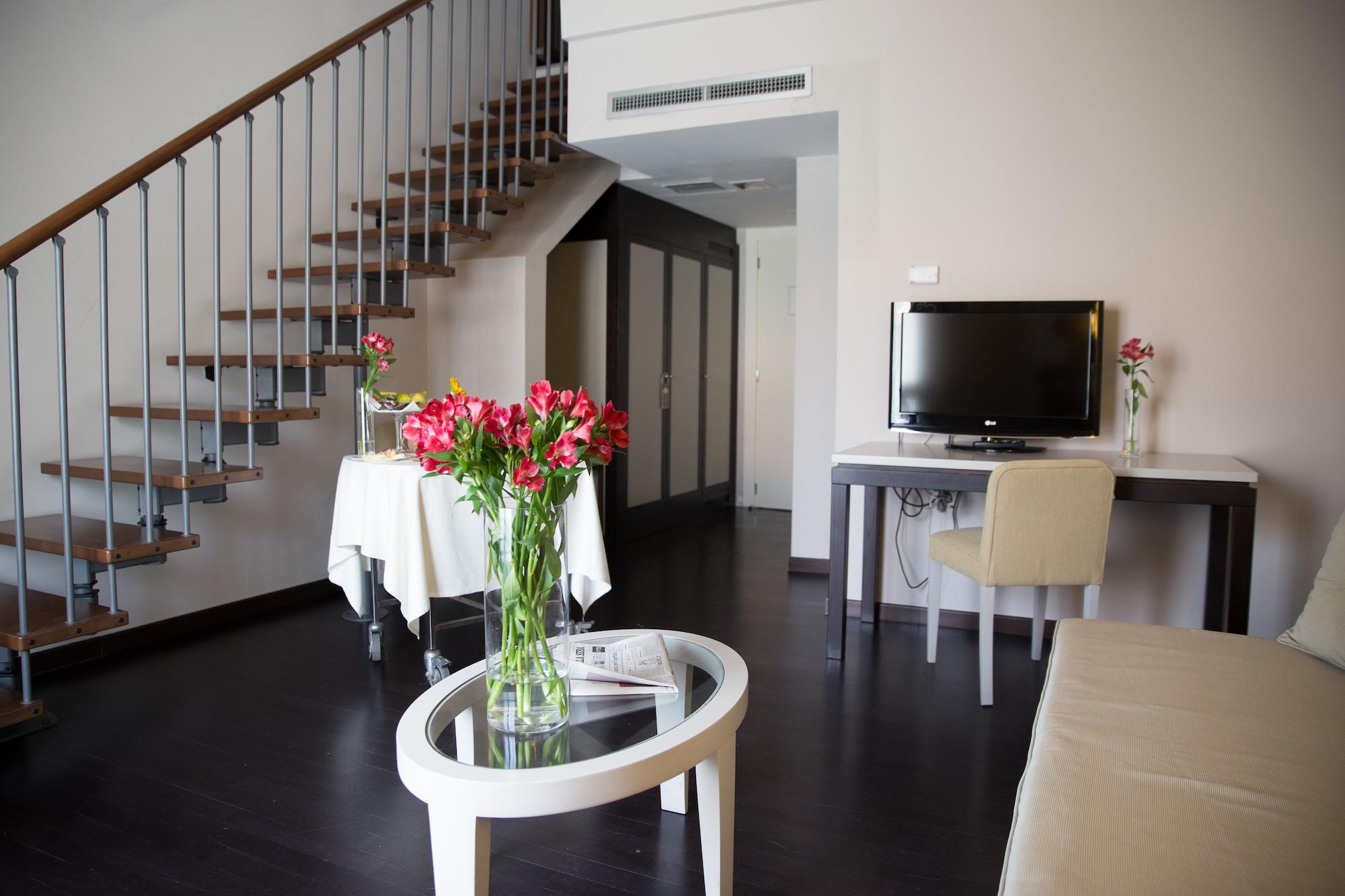 Grand Itria Congress & 4*